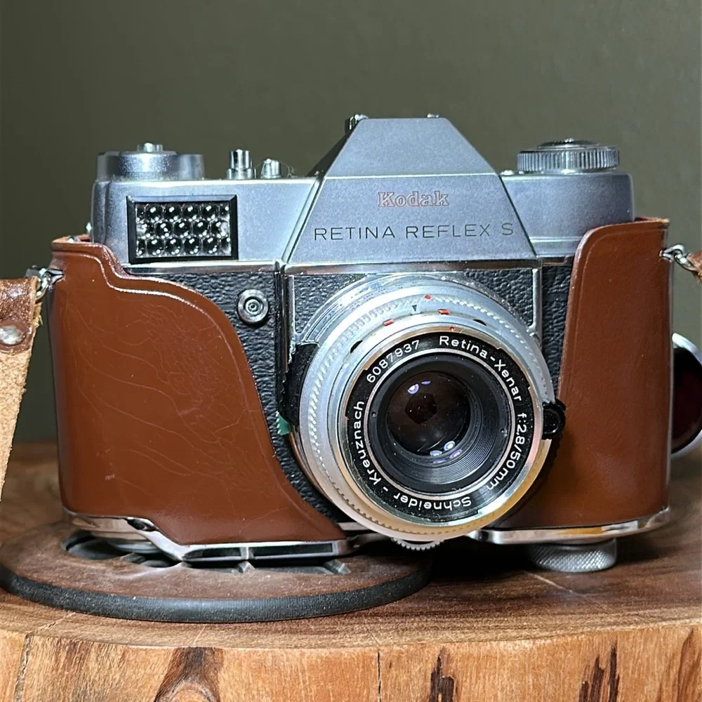 Kodak Retina Reflex S Camera + Case – for Repair/Display